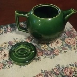 McCoy deep green tea pot
